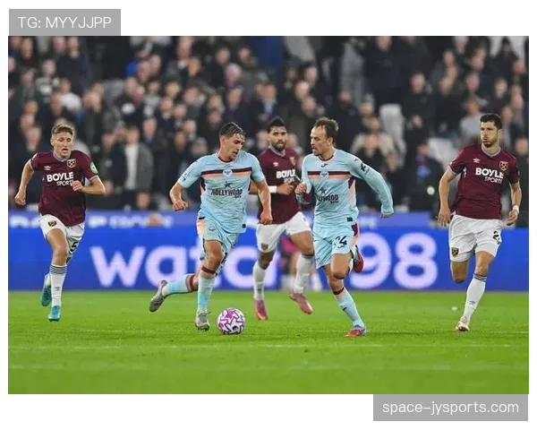 实时：富勒姆vs布伦特福德上半场结束，两队合计仅一次射正